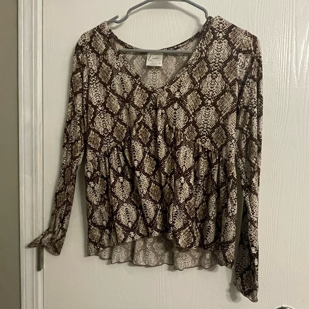 Livi by Olivia Rae shirt